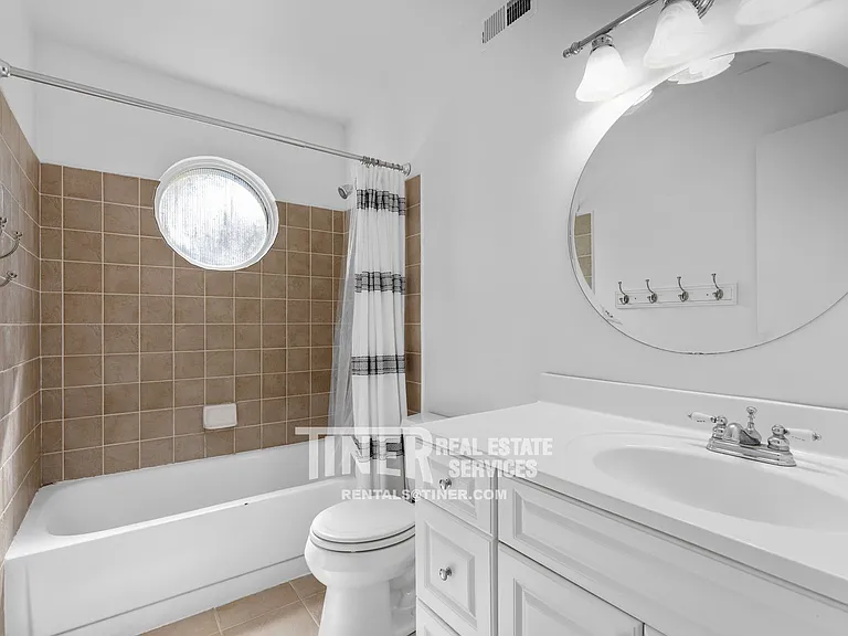 9136 Cecile Way — Photo 27