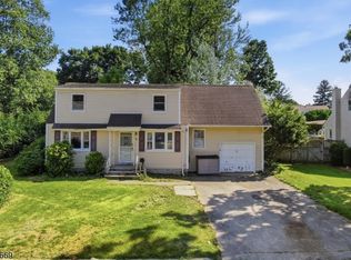 10 George St, Mine Hill, NJ 07803