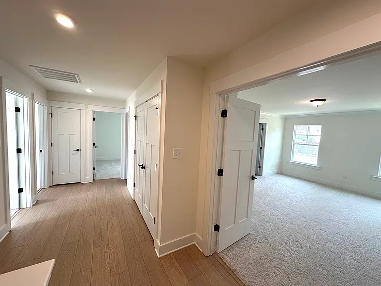 7930 Hartridge Dr — Photo 31