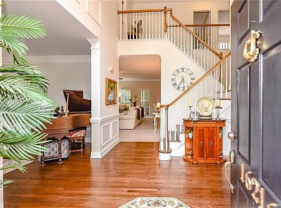4th image of 16216 Northstone Dr