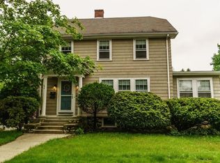 23 Oak St, Stoneham, MA 02180