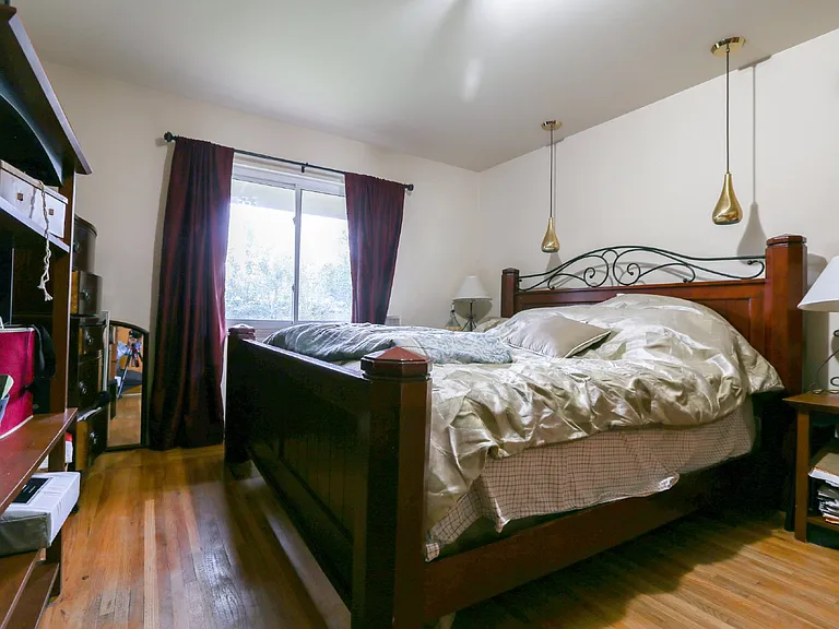 14360 Foothill Rd — Photo 9