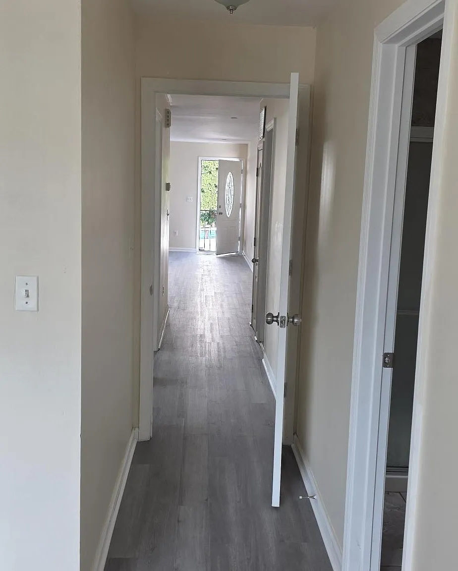 3 bed, $3,396 — Photo 4