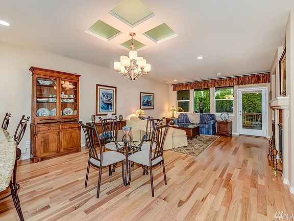 2nd image of 13333 Mahonia Pl NE