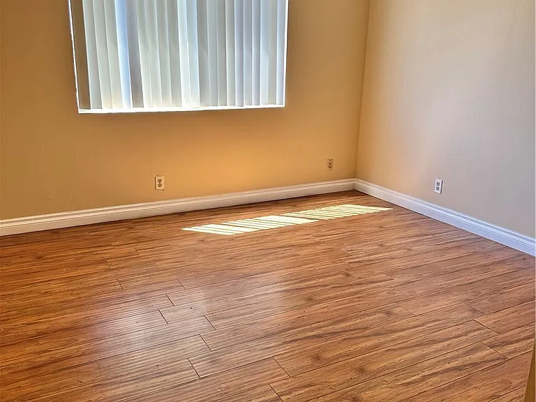 14801 Nordhoff St #14801 — Photo 30