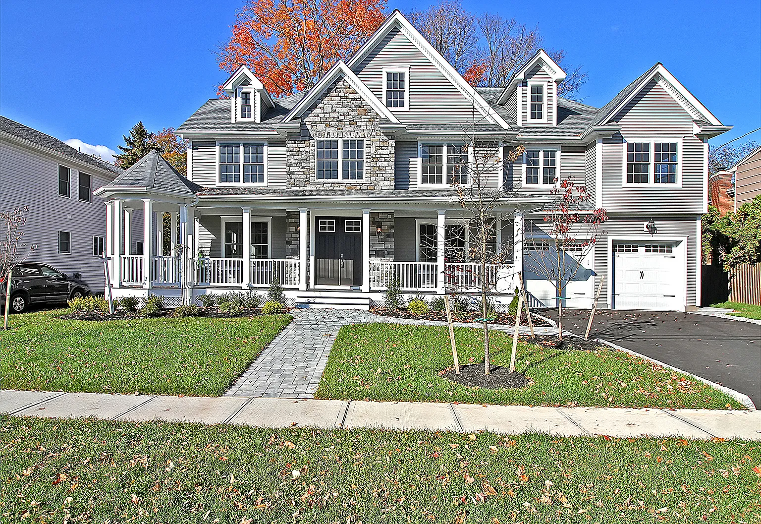 62 Christol St photo 1