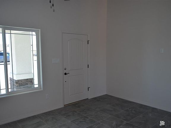 4th image of 364 N Fernando Padilla Ave