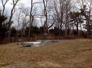 124 Horse Pond Rd, Madison, CT 06443