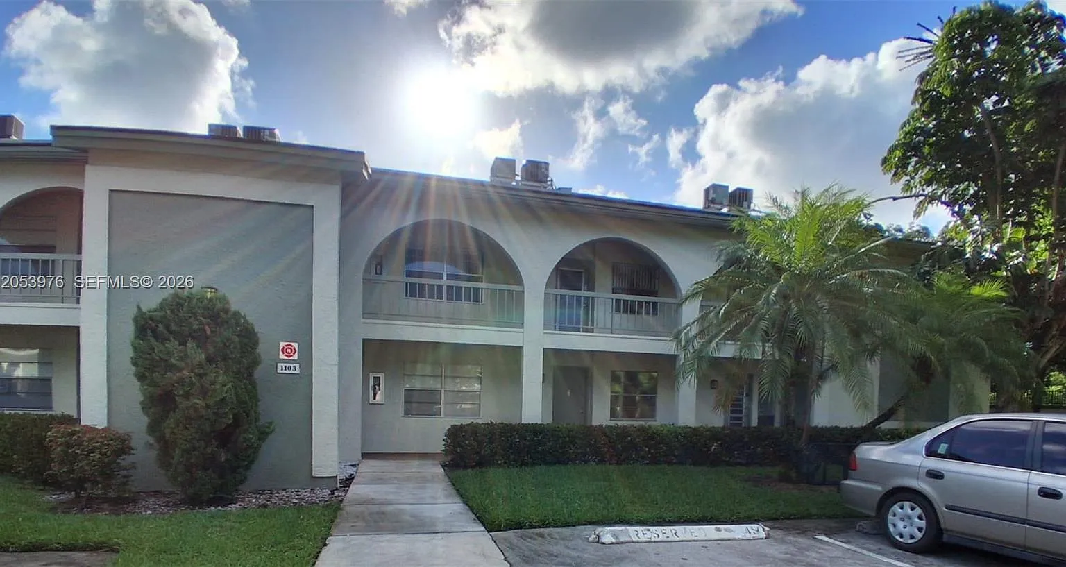 Bahama Village Condo — Photo 2