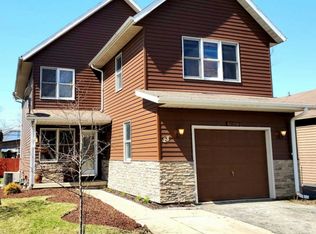 28 N Gretta Ave, Waukegan, IL 60085