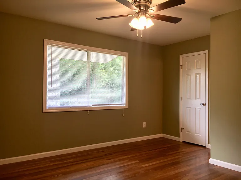 5030 Kyle Ln NW — Photo 6