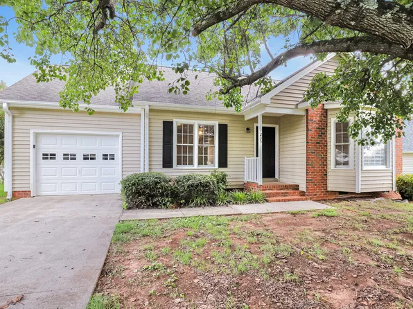 235 Lorraine Dr, Winston Salem, NC 27107