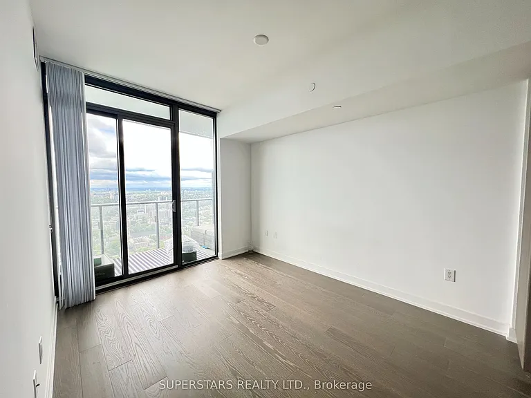 11 Wellesley St W #5806 — Photo 18