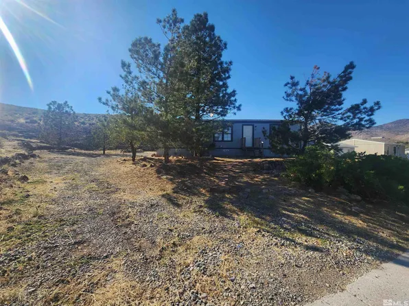 21 Stope Rd, Dayton, NV 89403