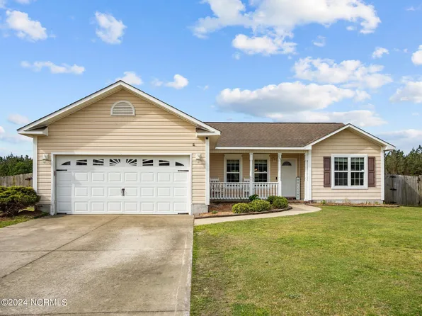 208 Tall Tree Court, Maysville, NC 28555