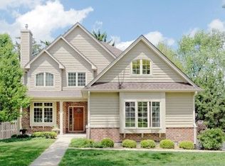 356 56th St, Clarendon Hills, IL 60514