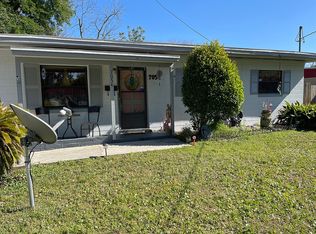7054 Pellias Rd, Jacksonville, FL 32211