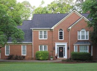 4201 Loftwood Dr, Cohutta, GA 30710