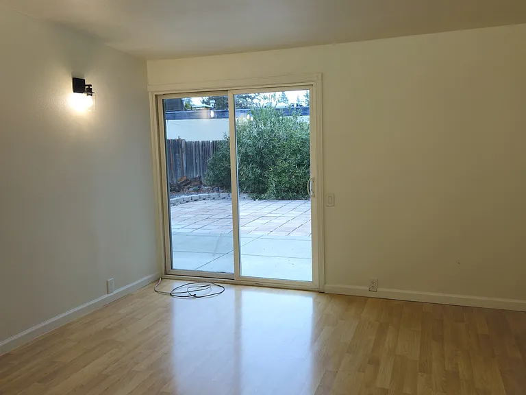 1506 Anderson Rd — Photo 10
