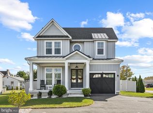 12899 Lake Pl, Ocean City, MD 21842