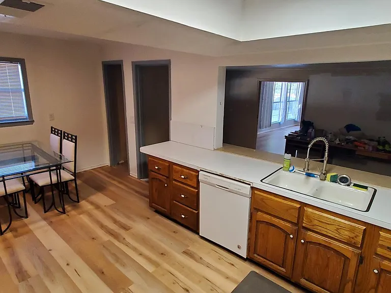 2111 Willowwood St — Photo 3