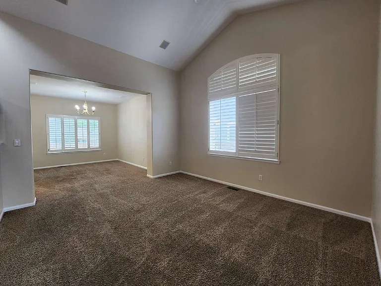 22359 E Lake Ln — Photo 5