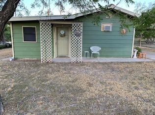 232 N Commerce St, Mertzon, TX 76941