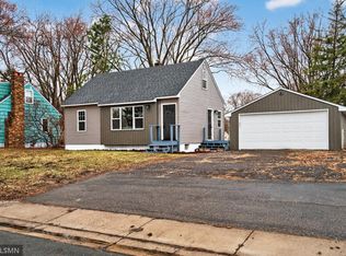 21 Inner Dr, Circle Pines, MN 55014