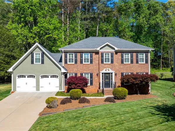 826 Marbrook Dr, Lawrenceville, GA 30044