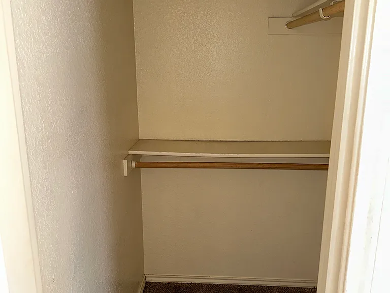 3303 Hereford Ln — Photo 12