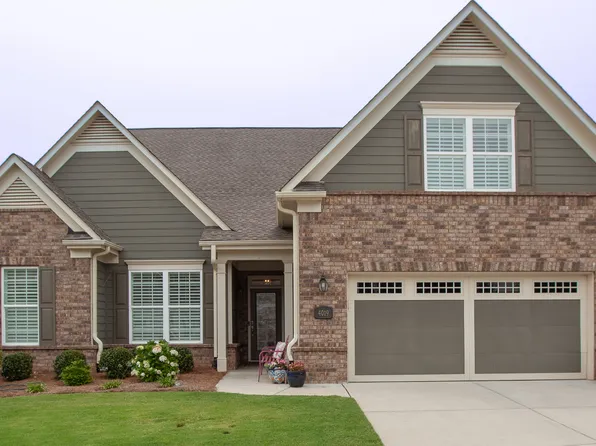 4019 SW Great Pine Dr, Gainesville, GA 30504