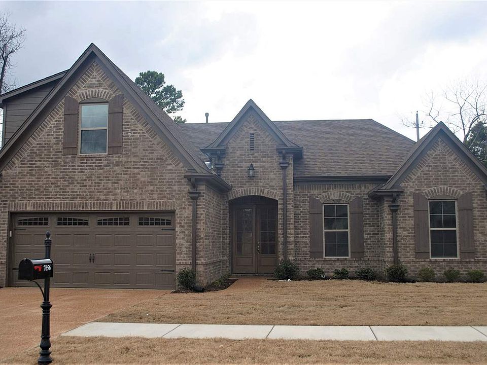 1st image of 40 Cypress Point Dr