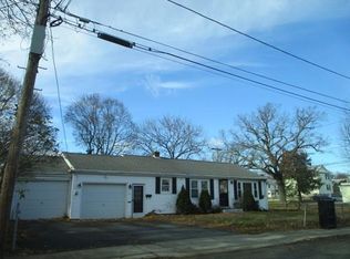 30 Lloyd St, Blackstone, MA 01504