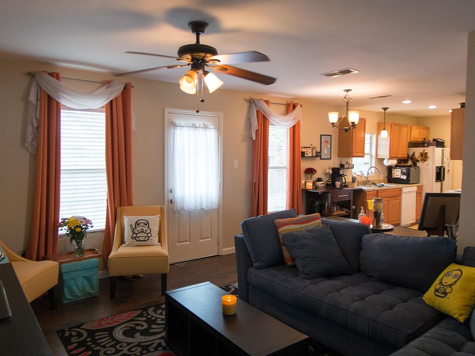 1st image of 906 Shorehaven Dr