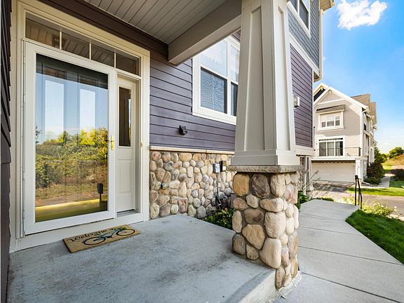 4th image of 15520 Eagle Shore Dr #1207