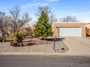 10225 Keeping Dr NW, Albuquerque, NM 87114