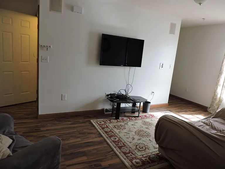 101 Ash Street — Photo 13