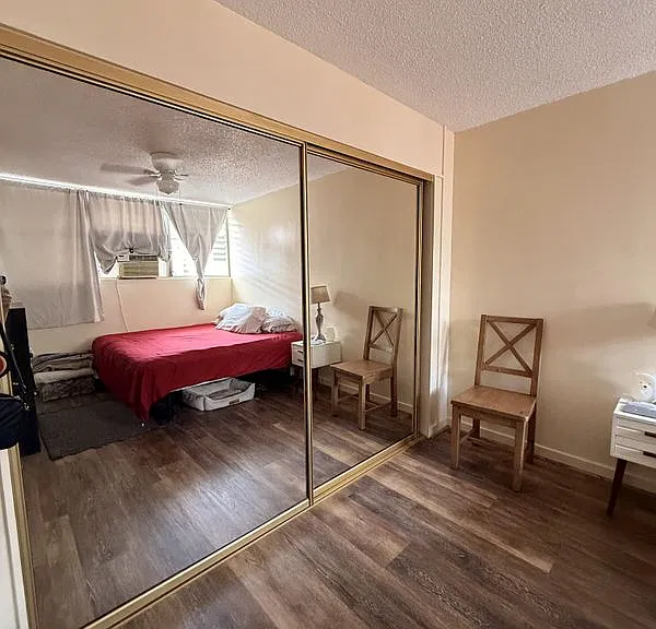 1526 Kewalo St #9 — Photo 12