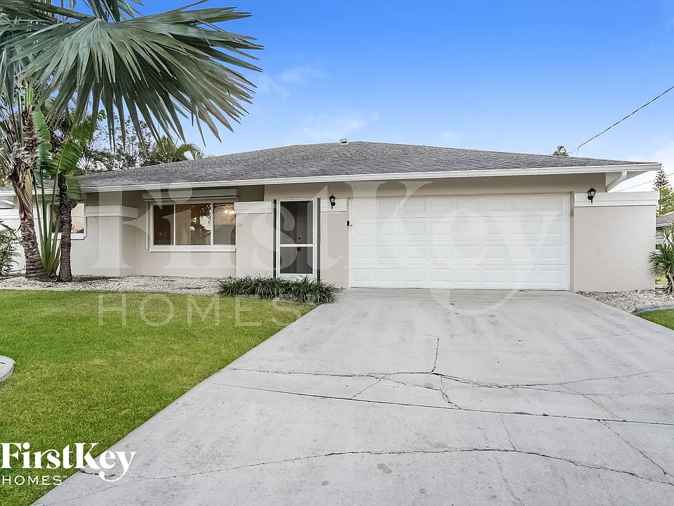 1931 SE 10th Pl