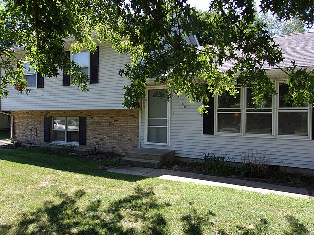 1st image of 2200 E Stellon St