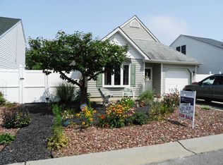 36 Sunnydale Dr, Bayville, NJ 08721