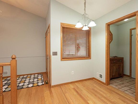 4th image of 15345 Dewberry Ct