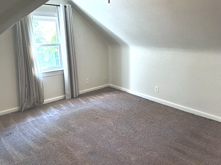 1380 E Norcova Dr — Photo 11