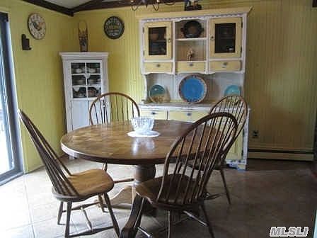 3rd image of 33 Crooked Pine Dr