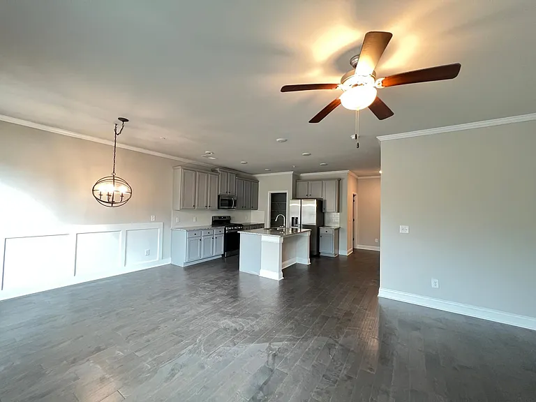 129 Camden Park Dr — Photo 8