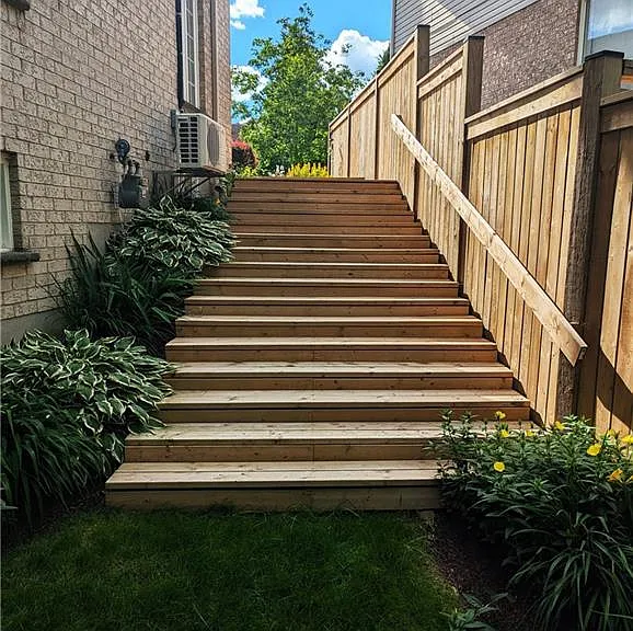561 Marl Meadow Cres #LOWER — Photo 17