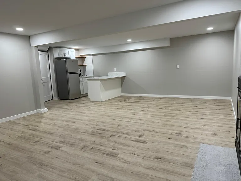 16209 Lake Hills Blvd — Photo 36
