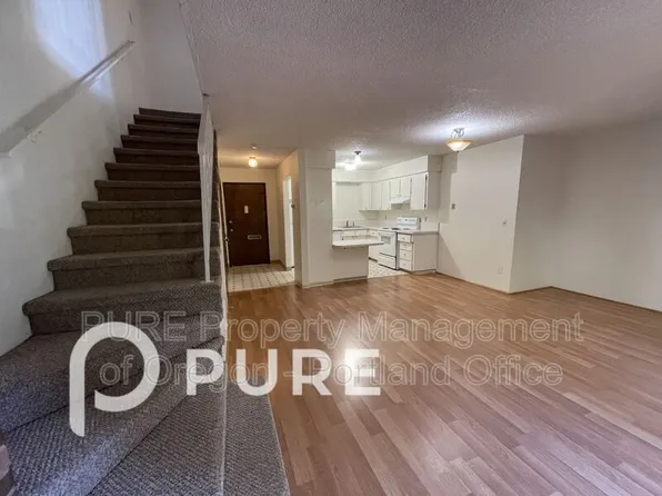 2649 NE Wasco St, Portland, OR 97232