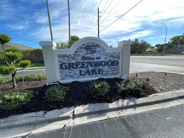 5708 Greenwood Cir #48 — Photo 31