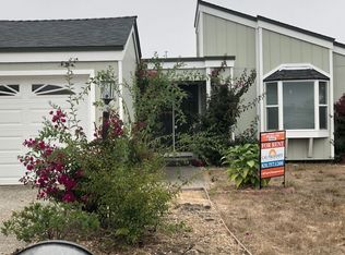 9886 Brookgrass Pl, Salinas, CA 93907